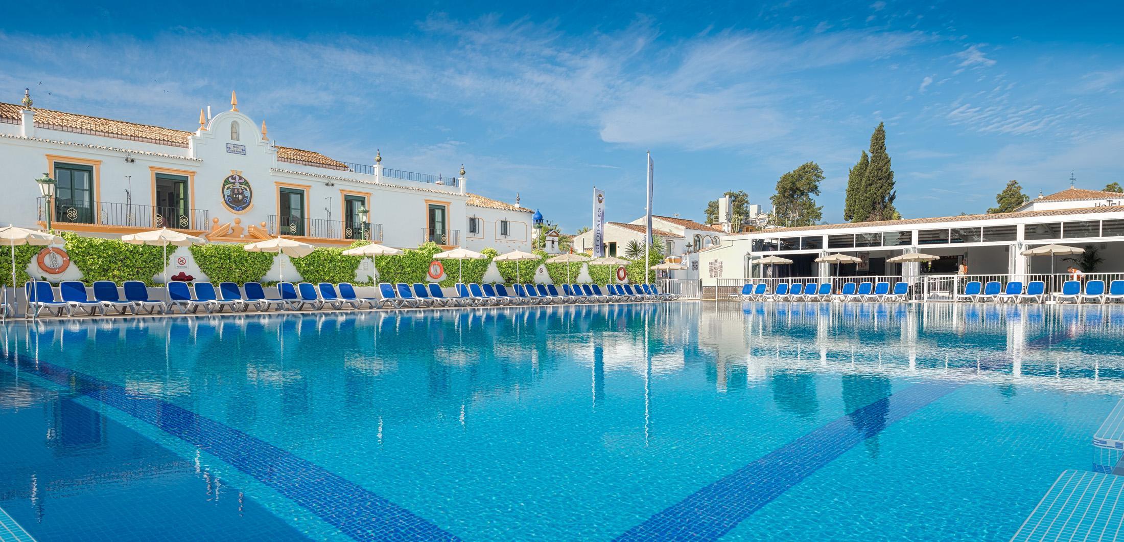 Globales Pueblo Andaluz Hotel San Pedro de Alcántara Eksteriør billede