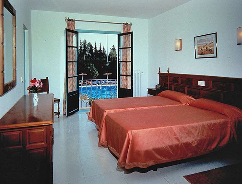 Globales Pueblo Andaluz Hotel San Pedro de Alcántara Eksteriør billede